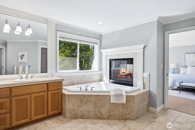 27225 SE 13th Place, Sammamish, WA 98075