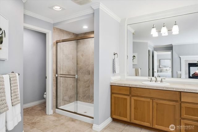 27225 SE 13th Place, Sammamish, WA 98075
