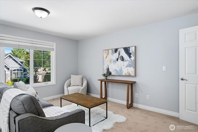 27225 SE 13th Place, Sammamish, WA 98075