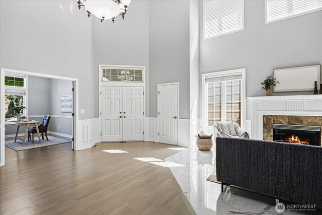 27225 SE 13th Place, Sammamish, WA 98075