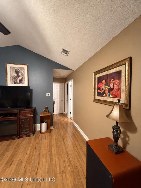 7424 Grace Boulevard, Horn Lake, MS 38637 — photo 4