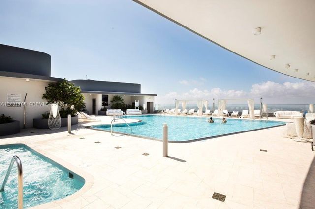 1000 Brickell Plz 4609, Miami, FL 33131