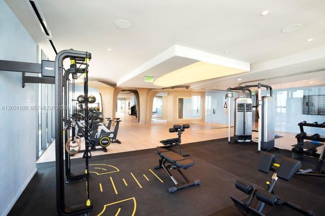 1000 Brickell Plz 4609, Miami, FL 33131
