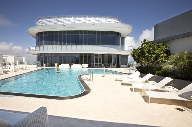 1000 Brickell Plz 4609, Miami, FL 33131