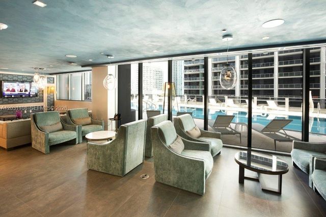 1000 Brickell Plz 4609, Miami, FL 33131