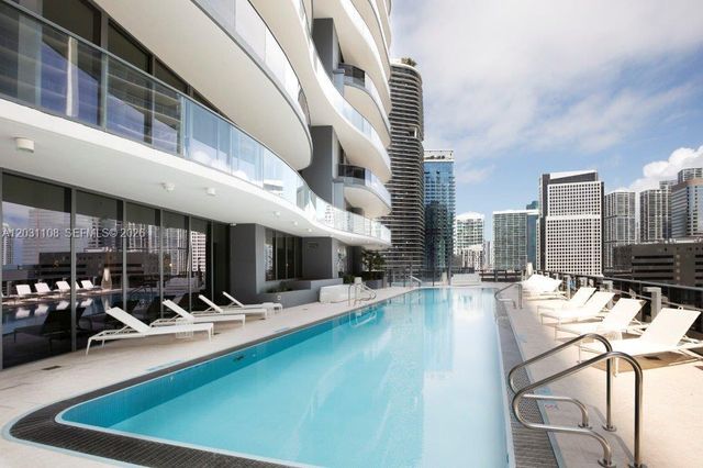1000 Brickell Plz 4609, Miami, FL 33131