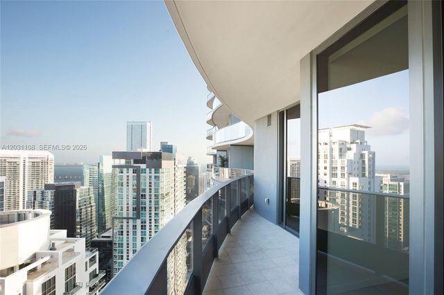 1000 Brickell Plz 4609, Miami, FL 33131