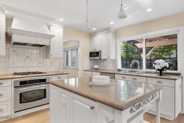 1231 Willowgreen Court, Westlake Village, CA 91361
