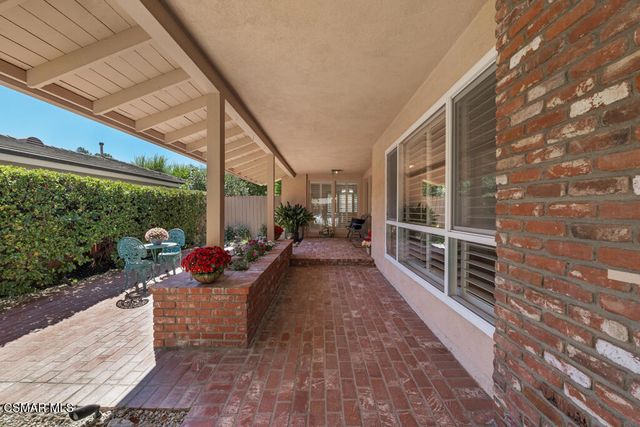 1231 Willowgreen Court, Westlake Village, CA 91361