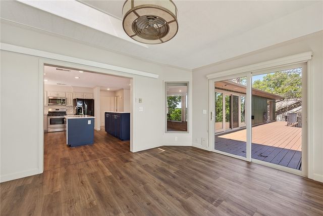 4 Pithlochry Circle, Bella Vista, AR 72715