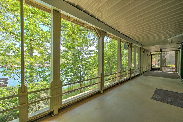 4 Pithlochry Circle, Bella Vista, AR 72715