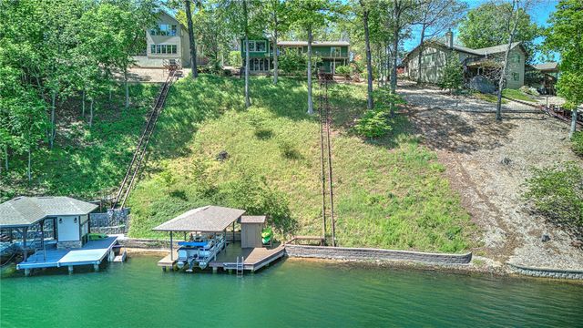 4 Pithlochry Circle, Bella Vista, AR 72715