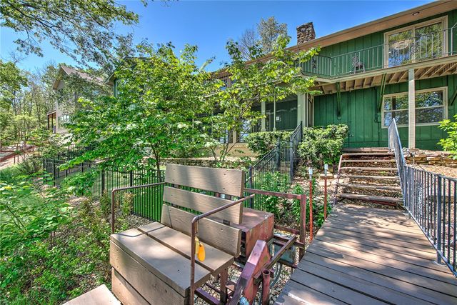 4 Pithlochry Circle, Bella Vista, AR 72715