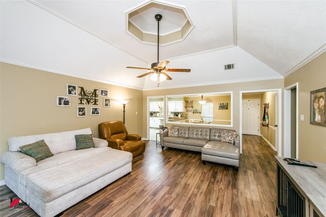 109 Woodcrest Drive, Haughton, LA 71037