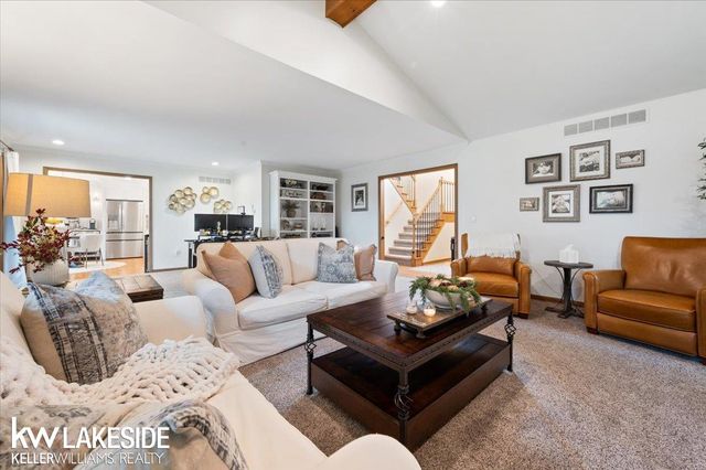 16965 Huntington Woods Drive, Macomb Twp, MI 48042
