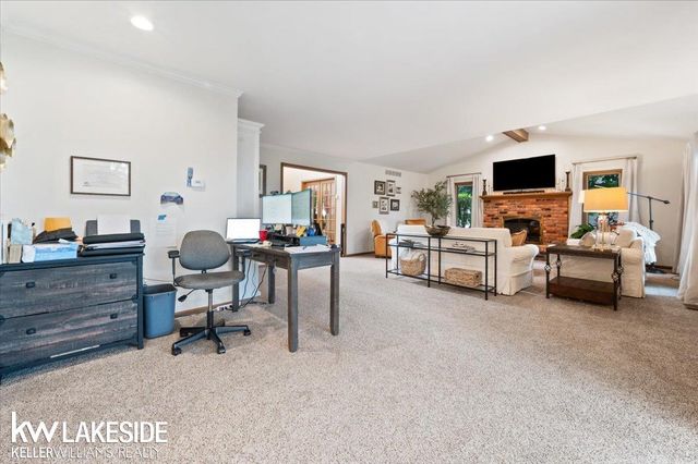 16965 Huntington Woods Drive, Macomb Twp, MI 48042