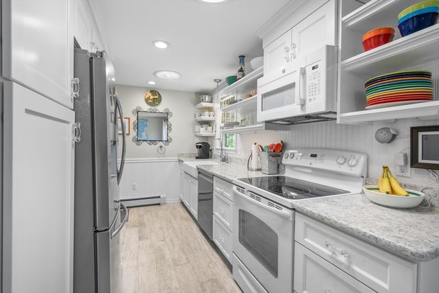 10 Polly Seabury Way, Eastham, MA 02642