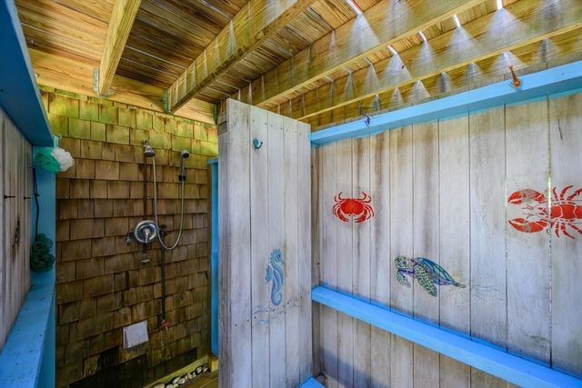10 Polly Seabury Way, Eastham, MA 02642