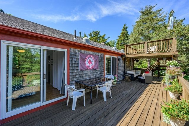 10 Polly Seabury Way, Eastham, MA 02642