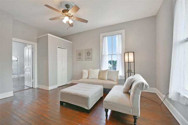 3427 Avenue L, Galveston, TX 77550