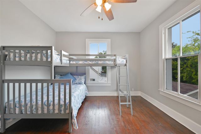 3427 Avenue L, Galveston, TX 77550