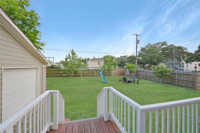 3427 Avenue L, Galveston, TX 77550