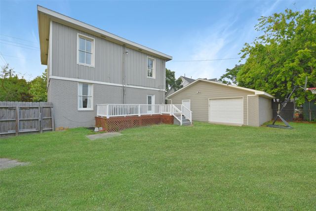 3427 Avenue L, Galveston, TX 77550