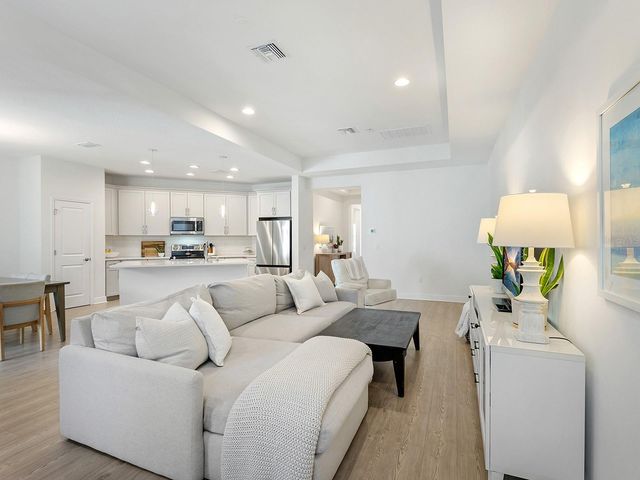 3529 SECLUDED COURT, Sarasota, FL 34240