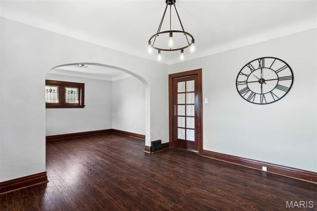 835 Catskill Drive, St Louis, MO 63125