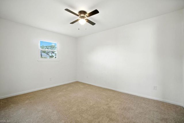 3205 Tournament DR, Chesapeake, VA 23323
