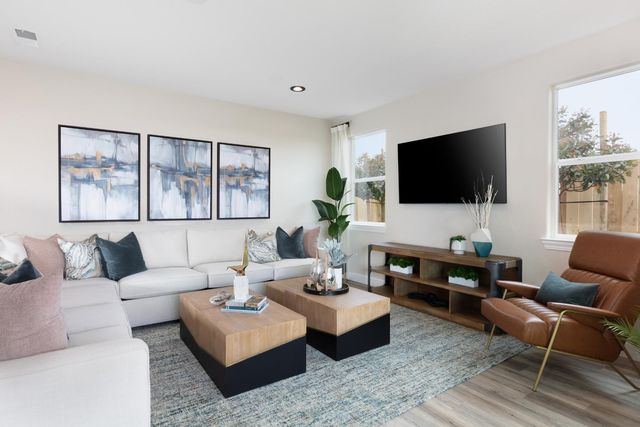 12708 Castaic Lake Way, Rancho Cordova, CA 95742