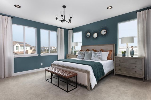 12708 Castaic Lake Way, Rancho Cordova, CA 95742