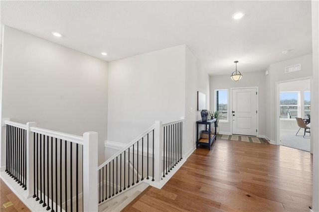 9006 SW 4th Street, Blue Springs, MO 64064