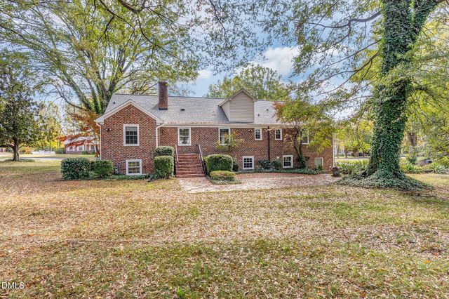 2055 Shirley Drive, Burlington, NC 27215