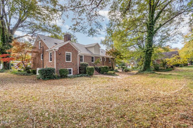 2055 Shirley Drive, Burlington, NC 27215