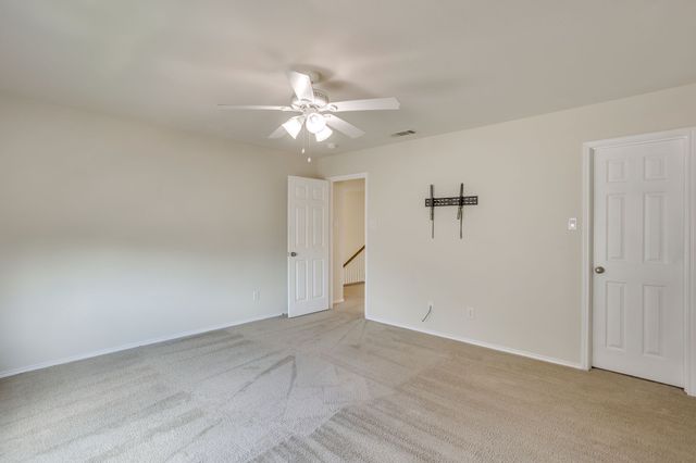 12517 Patnoe Drive, Fort Worth, TX 76028