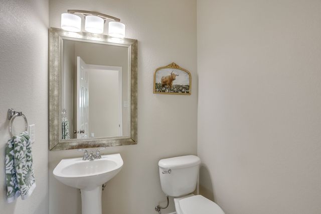 12517 Patnoe Drive, Fort Worth, TX 76028