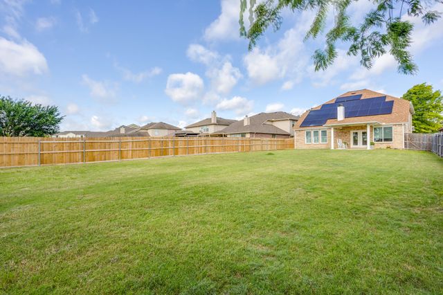 12517 Patnoe Drive, Fort Worth, TX 76028