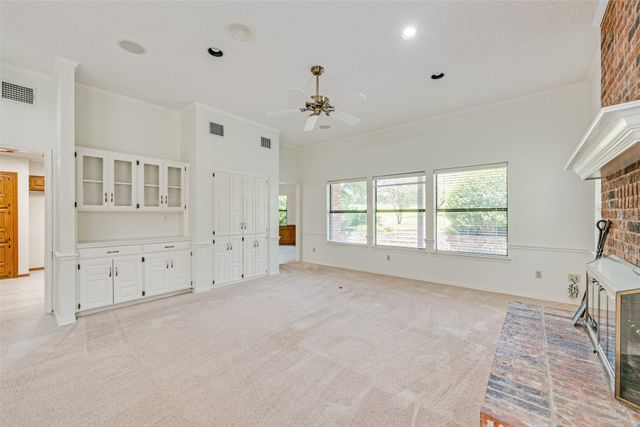 3 Oak Village Court, Trophy Club, TX 76262