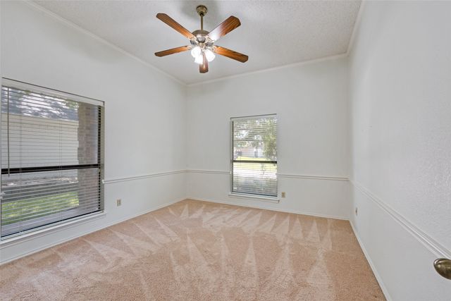 3 Oak Village Court, Trophy Club, TX 76262