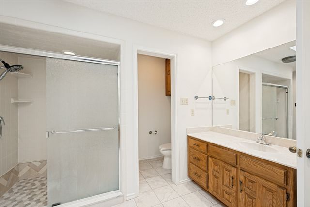 3 Oak Village Court, Trophy Club, TX 76262