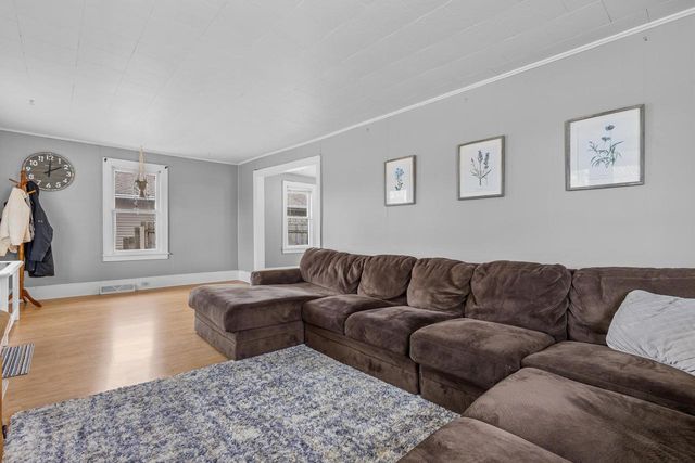 2225 MT VERNON STREET, Oshkosh, WI 54901