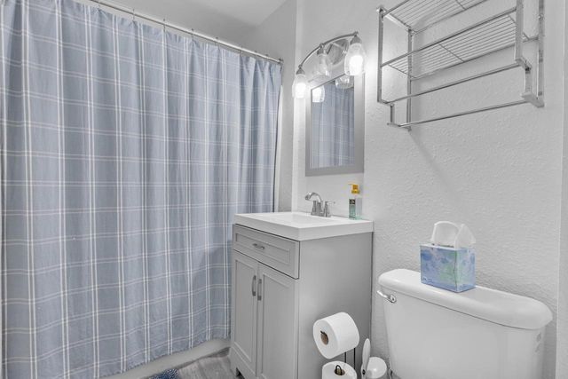 2225 MT VERNON STREET, Oshkosh, WI 54901