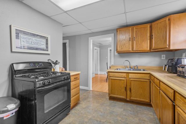 2225 MT VERNON STREET, Oshkosh, WI 54901