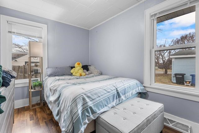 2225 MT VERNON STREET, Oshkosh, WI 54901