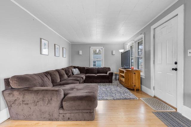 2225 MT VERNON STREET, Oshkosh, WI 54901