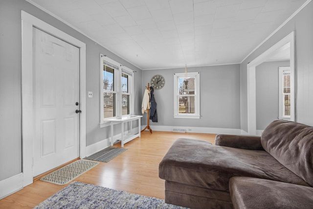 2225 MT VERNON STREET, Oshkosh, WI 54901