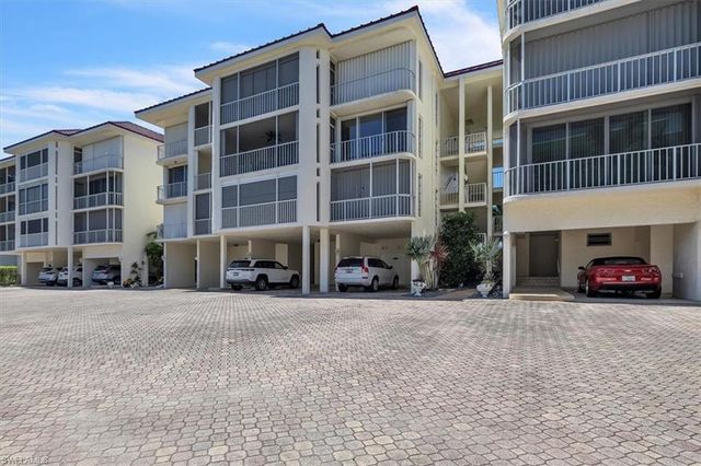 848 Collier CT 304, Marco Island, FL 34145