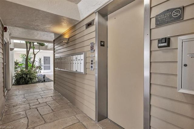 848 Collier CT 304, Marco Island, FL 34145
