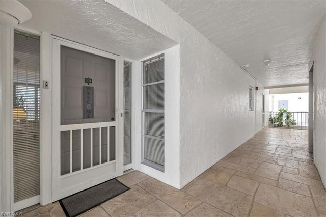 848 Collier CT 304, Marco Island, FL 34145